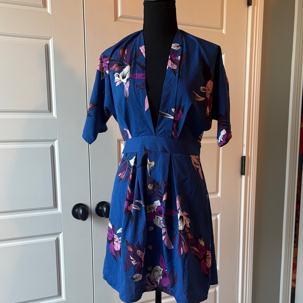 Floral‎ Blue Kimono Dress